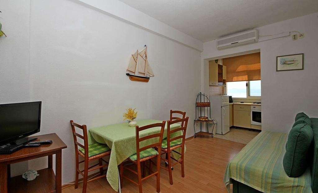 Apartments Adrion Drasnice Room photo